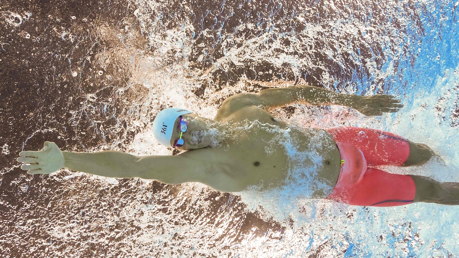 “青春追光”青少年篮球公益推广大使在南京持续开展公益行动，弘扬志愿精神